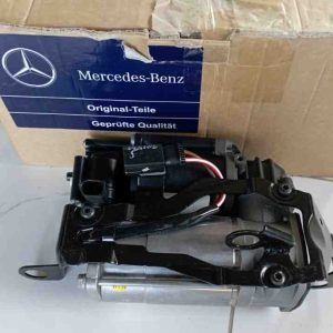 BƠM NÂNG GẦM MERCEDES GLC300,C300,W205