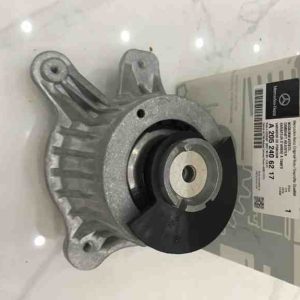 Cao su chân máy xe Mercedes C Class W205