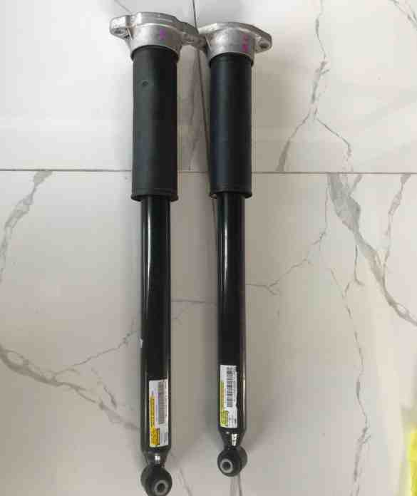 GIẢM XÓC SAU MERCEDES W205 C200, C250, C300