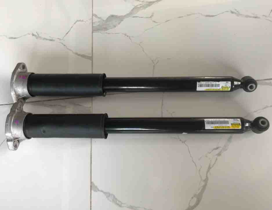 GIẢM XÓC SAU MERCEDES W205 C200, C250, C300