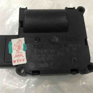 MÔ TƠ CHIA GIÓ ĐIỀU HÒA AUDI A6