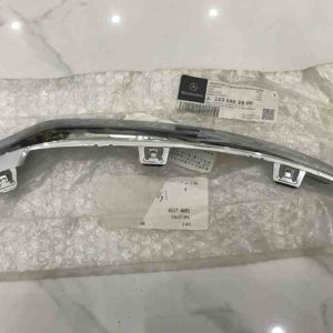 NẸP MẠ XI CẢN TRƯỚC MERCEDES GLC 200