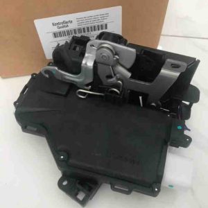 KHÓA NGẬM CỬA SAU TRÁI PORCHE CAYENNE