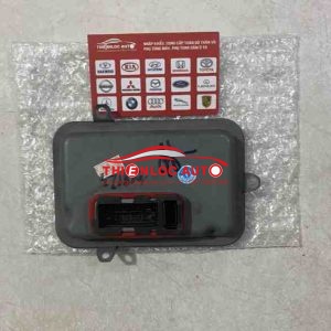 BA LÁT ĐÈN PHA MERCEDES C250