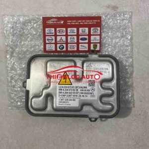 BA LÁT ĐÈN PHA MERCEDES C250