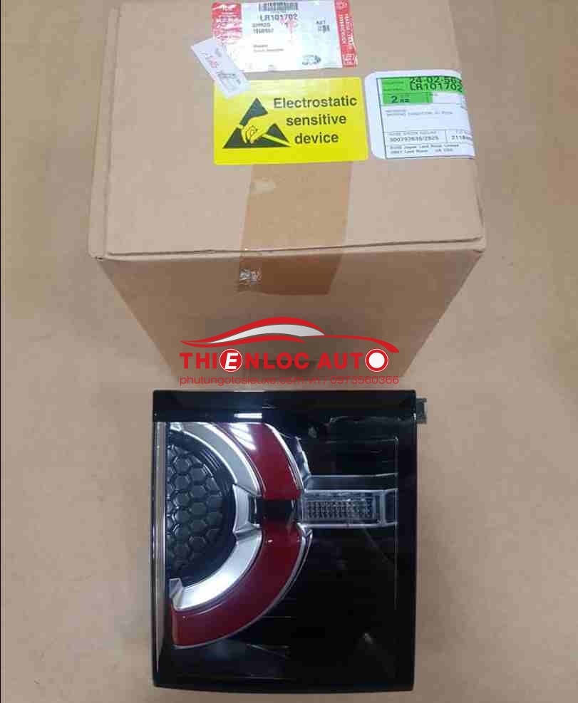 ĐÈN HẬU TRONG TRÁI LAND ROVER SPORT